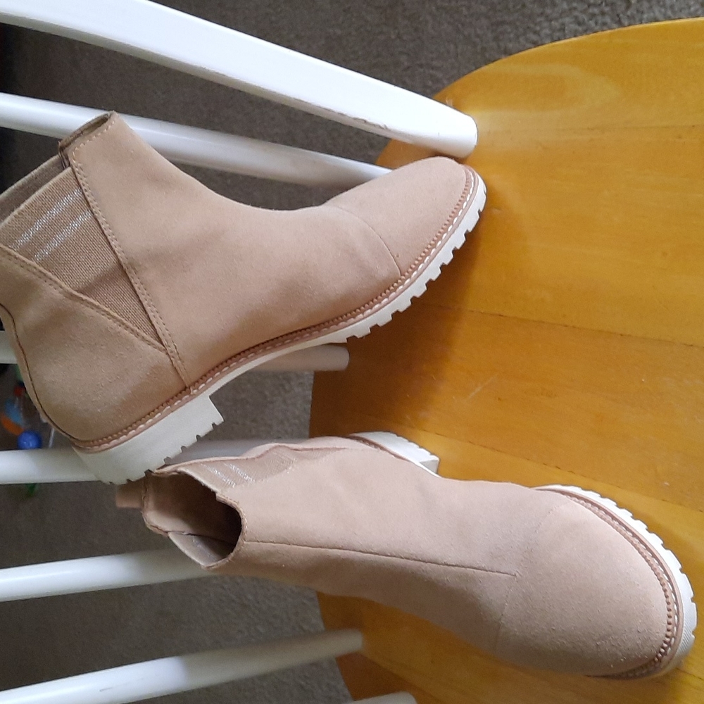 TOMS Booties - Picture 10 of 11